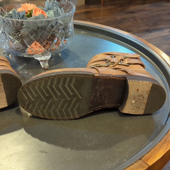 Frye moto boot. Size 7 - Picture 9 of 13